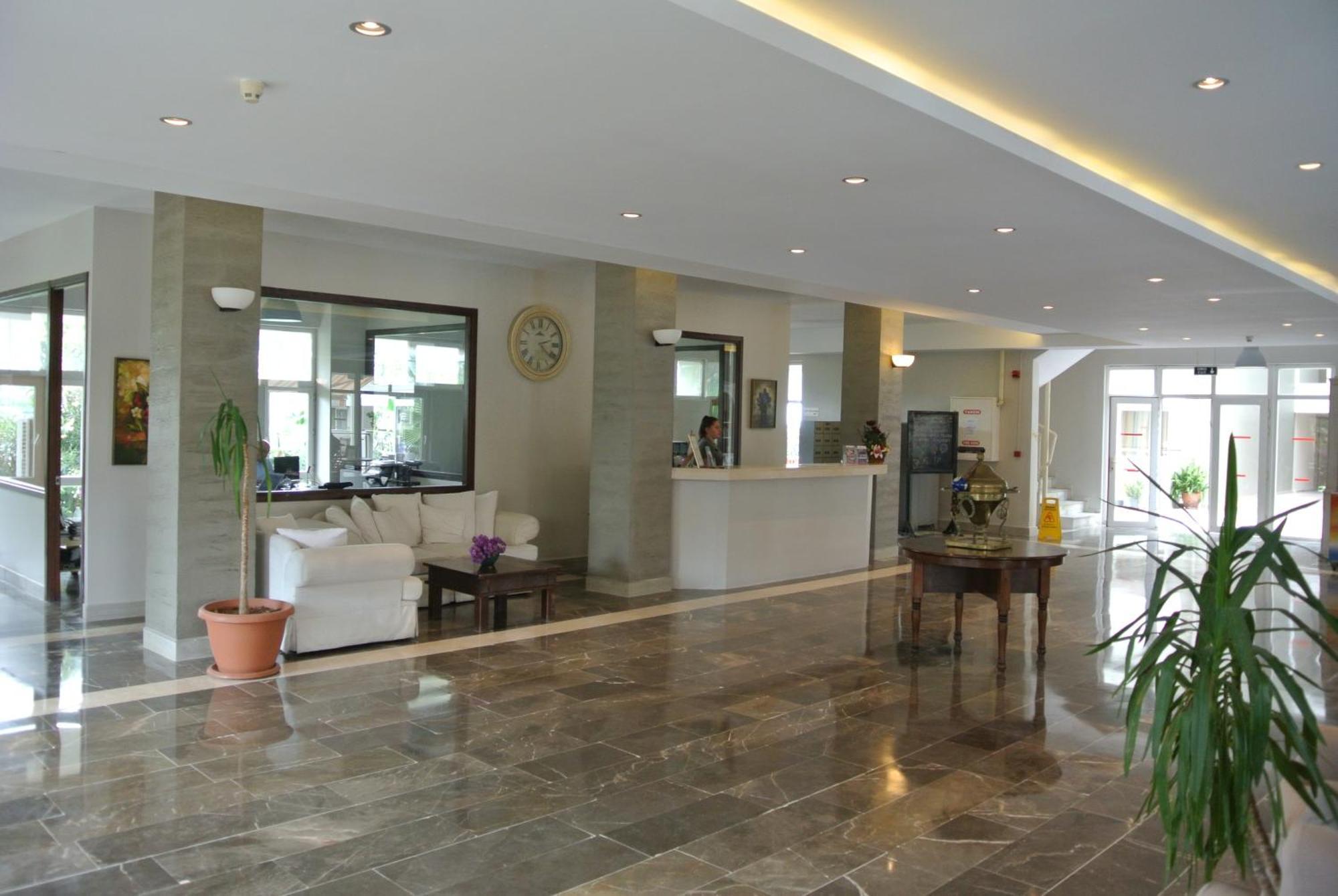 Begonville Hotel (Adults Only) マルマリス エクステリア 写真